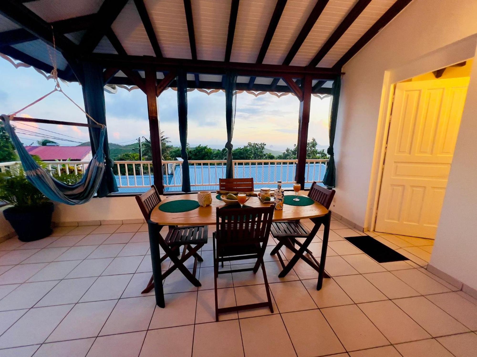 Villa Iguana, Duplex Paisible, Vue Magnifique Mer Et Rocher Du Diamant, Piscine Sainte-Luce Buitenkant foto