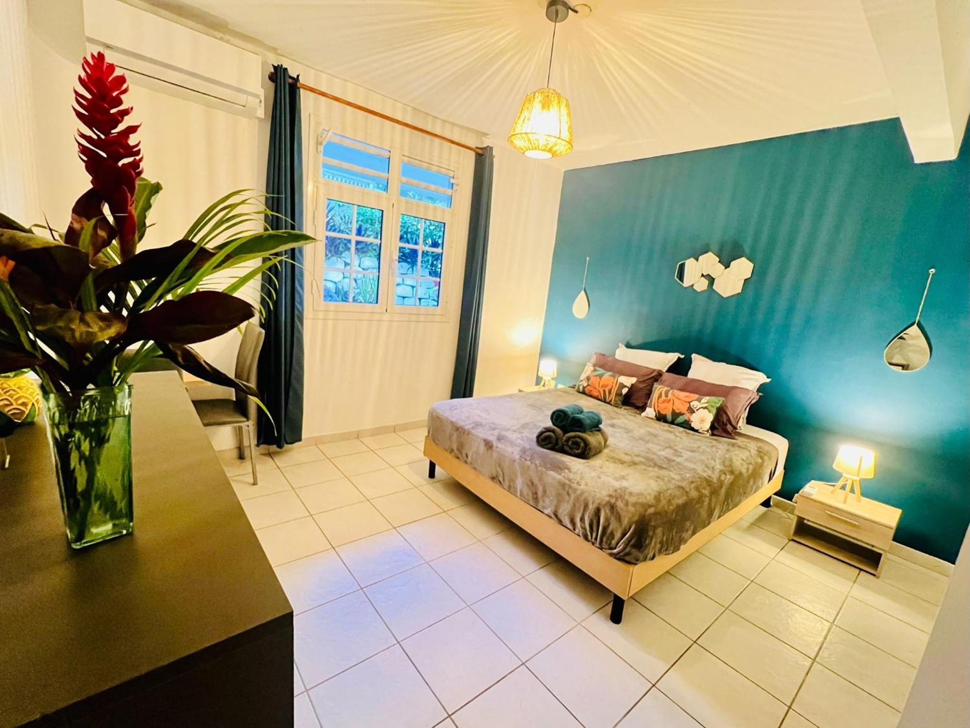 Villa Iguana, Duplex Paisible, Vue Magnifique Mer Et Rocher Du Diamant, Piscine Sainte-Luce Buitenkant foto